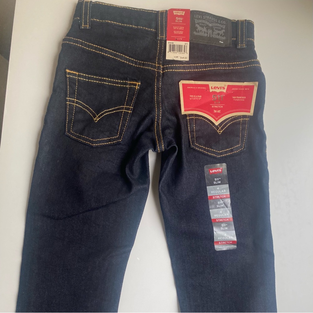 Boys Levi’s Size 4 slim fit dark blue denim jeans
